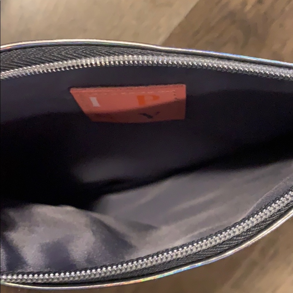 *HP* 2-$10 Ipsy Makeup Bag - Hollographic - Picture 3 of 3
